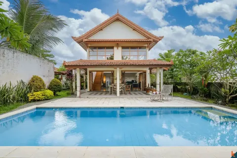 2 bedrooms Villa in Kediri, Indonesia No. 10908