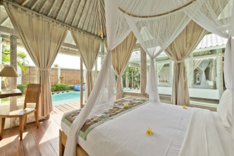 2 bedrooms Villa in Seminyak, Badung, Indonesia No. 1594 13