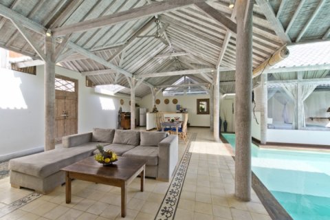 2 bedrooms Villa in Seminyak, Badung, Indonesia No. 1594 9