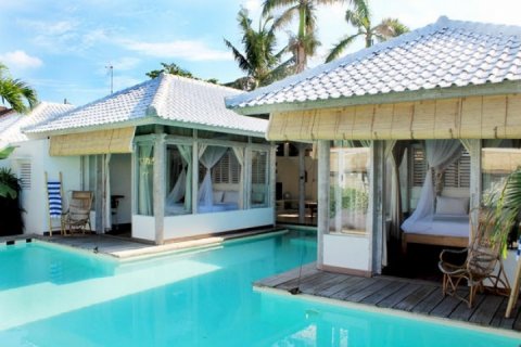 2 bedrooms Villa in Seminyak, Badung, Indonesia No. 1594 2