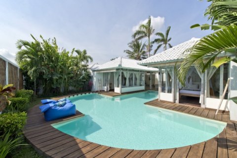 2 bedrooms Villa in Seminyak, Badung, Indonesia No. 1594 11