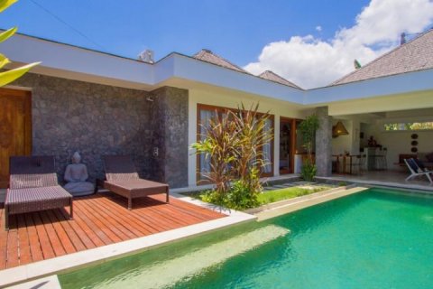 6 bedrooms Villa in Seminyak, Badung, Indonesia No. 1595 2