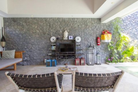 6 bedrooms Villa in Seminyak, Badung, Indonesia No. 1595 10