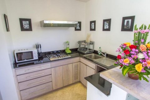 6 bedrooms Villa in Seminyak, Badung, Indonesia No. 1595 14
