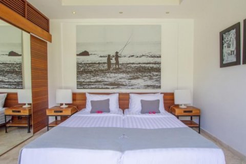 6 bedrooms Villa in Seminyak, Badung, Indonesia No. 1595 16
