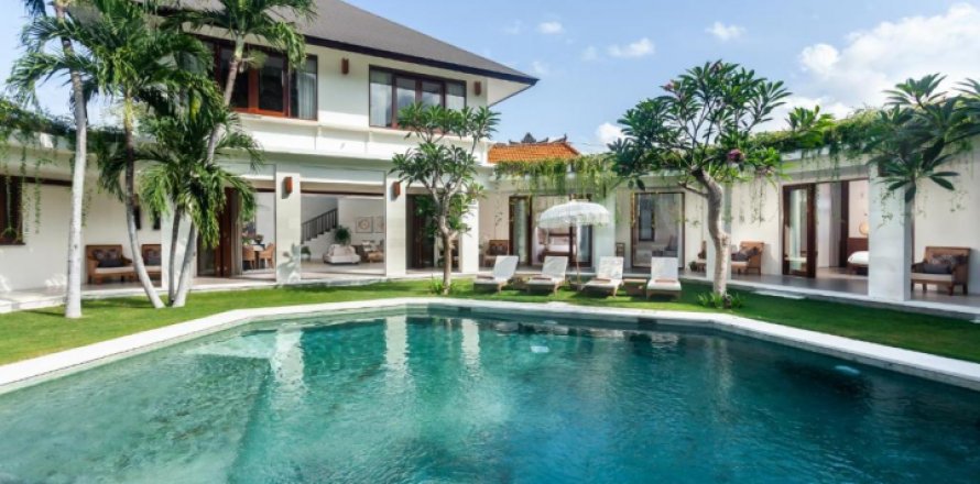 6 bedrooms Villa in Seminyak, Badung, Indonesia No. 1595