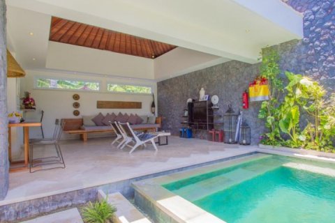 6 bedrooms Villa in Seminyak, Badung, Indonesia No. 1595 5