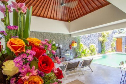 6 bedrooms Villa in Seminyak, Badung, Indonesia No. 1595 11