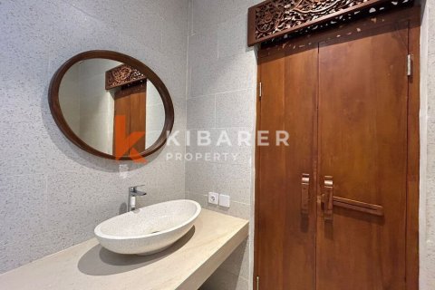 2 bedrooms Villa in Seminyak, Badung, Indonesia No. 12147 14