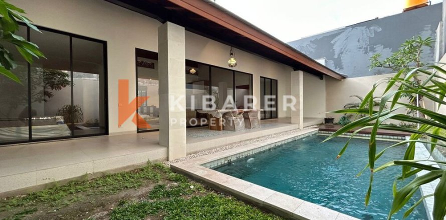 2 bedrooms Villa in Seminyak, Badung, Indonesia No. 12147