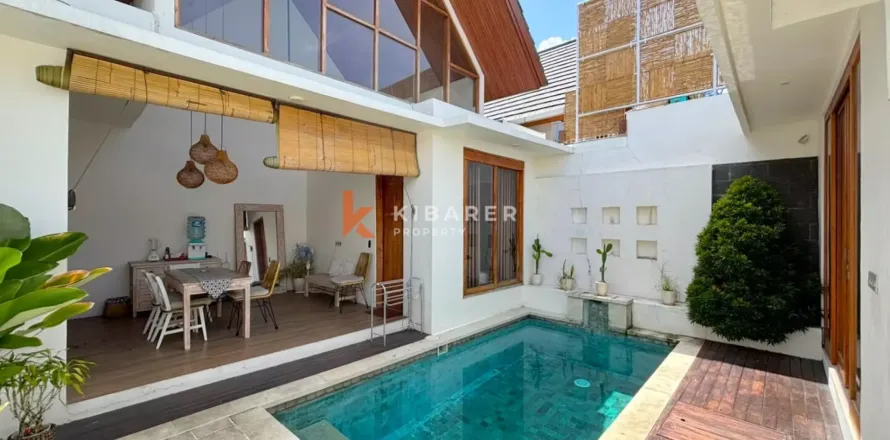 2 bedrooms Villa in Kerobokan, Badung, Indonesia No. 12151
