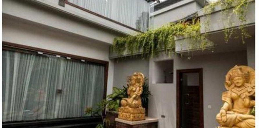 3 bedrooms Villa in Seminyak, Badung, Indonesia No. 8649