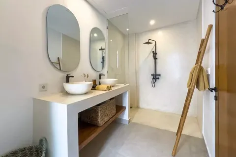 3 bedrooms Villa in Tumbak Bayuh, Mengwi, Badung, Indonesia No. 10413 25