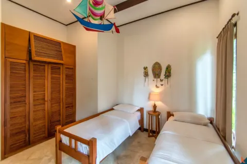9 bedrooms Villa in Buleleng, Indonesia No. 10412 24