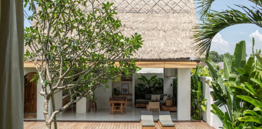 3 bedrooms Villa in Canggu, Badung, Indonesia No. 10409
