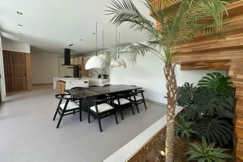 4 bedrooms Villa in Pererenan, Mengwi, Badung, Indonesia No. 10407 6