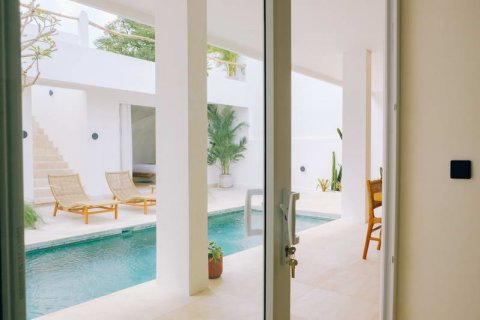 3 bedrooms Villa in Canggu, Badung, Indonesia No. 181 26