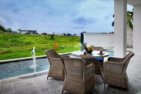 4 bedrooms Villa in Tibubeneng, Badung, Indonesia No. 11901 5