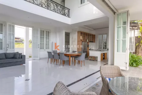 4 bedrooms Villa in Tibubeneng, Badung, Indonesia No. 11901 2