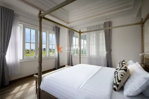 4 bedrooms Villa in Tibubeneng, Badung, Indonesia No. 11901 15