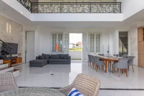 4 bedrooms Villa in Tibubeneng, Badung, Indonesia No. 11901 7