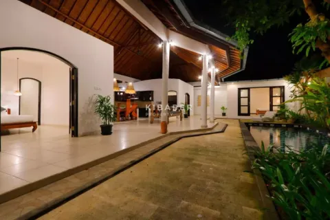 Вилла с 3 спальнями в Seminyak, Бадунг, Индонезия № 11904 29