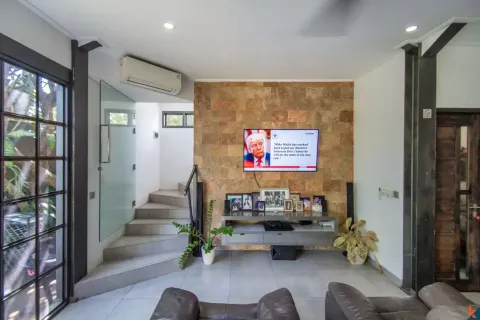 5 bedrooms Villa in Kerobokan, Badung, Indonesia No. 10201 8