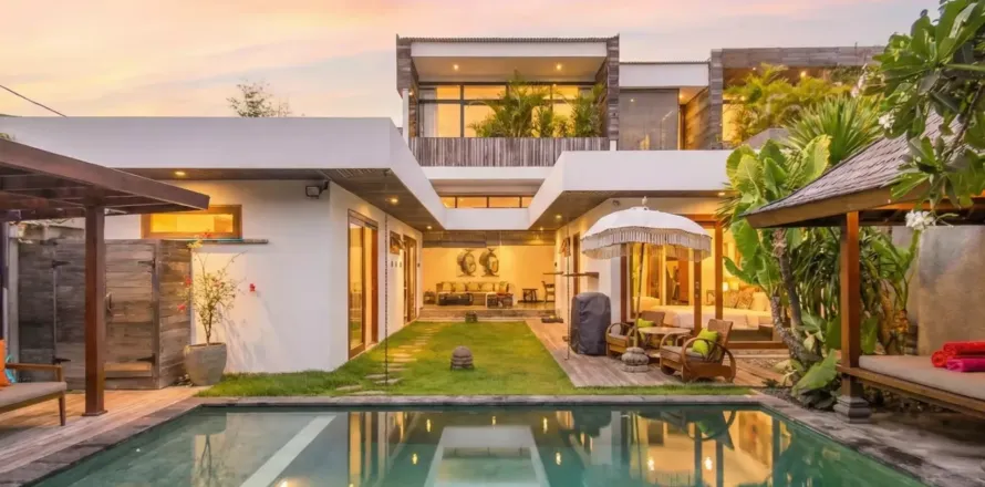4 bedrooms Villa in Canggu, Badung, Indonesia No. 10206