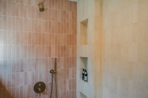 Вилла с 1 спальней в Южный Денпасар, Денпасар, Индонезия № 8512 15