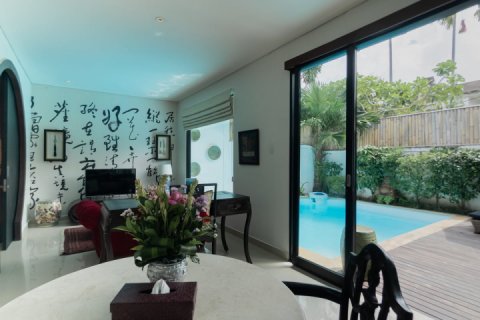 Вилла с 1 спальней в Seminyak, Бадунг, Индонезия № 8513