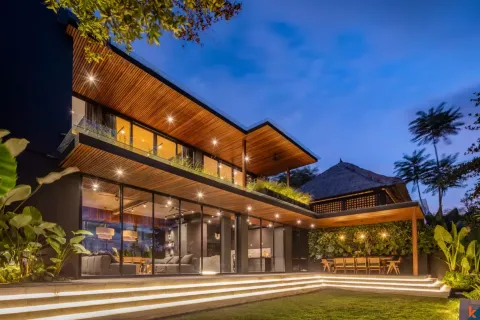 4 bedrooms Villa in Canggu, Badung, Indonesia No. 10173 9