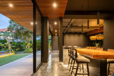 4 bedrooms Villa in Canggu, Badung, Indonesia No. 10173 7