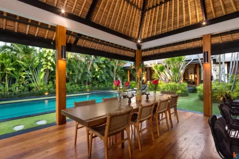 3 bedrooms Villa in Seminyak, Badung, Indonesia No. 10175 16