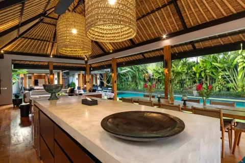 3 bedrooms Villa in Seminyak, Badung, Indonesia No. 10175 6