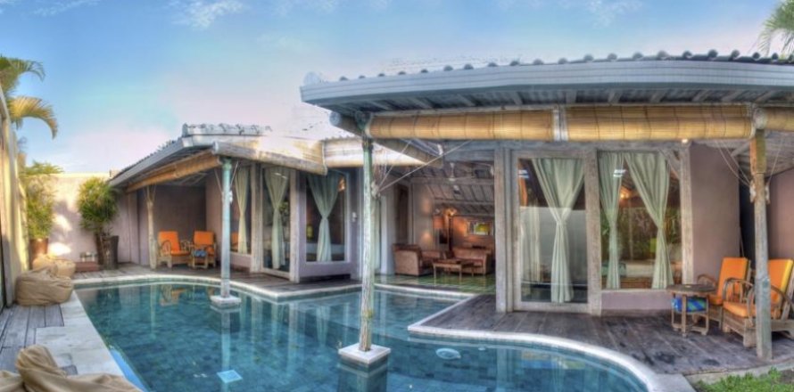 2 bedrooms Villa in Seminyak, Badung, Indonesia No. 1685