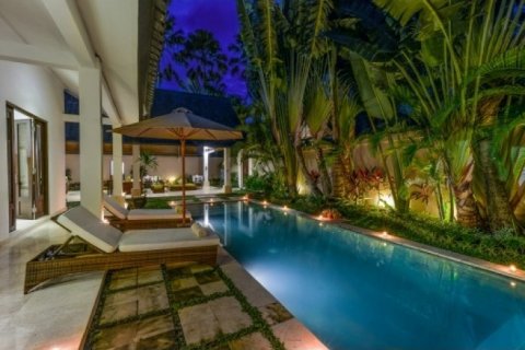Вилла с 2 спальнями в Seminyak, Бадунг, Индонезия № 1683 4