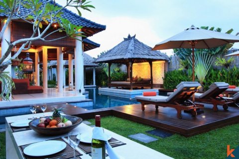 4 bedrooms Villa in Seminyak, Badung, Indonesia No. 11659 2