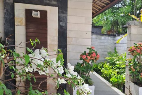 3 bedrooms Villa in Seminyak, Badung, Indonesia No. 196 14