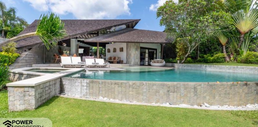 Вилла с 3 спальнями в Seminyak, Бадунг, Индонезия № 195