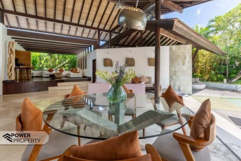 Вилла с 3 спальнями в Seminyak, Бадунг, Индонезия № 195 2