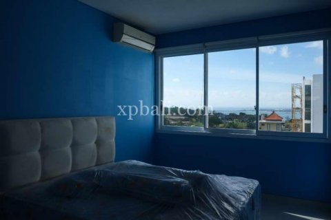 4 bedrooms Villa in Jimbaran, Badung, Indonesia No. 442 6