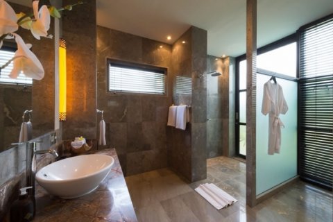 4 bedrooms Villa in Jimbaran, Badung, Indonesia No. 885 13