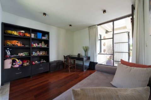 4 bedrooms Villa in Jimbaran, Badung, Indonesia No. 885 18