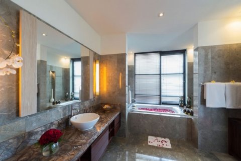 4 bedrooms Villa in Jimbaran, Badung, Indonesia No. 885 6