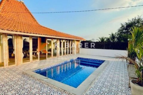3 bedrooms Villa in Kediri, Indonesia No. 12301