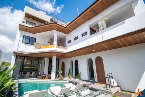 5 bedrooms Villa in Karang Asem, Indonesia No. 10803