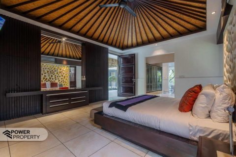 5 bedrooms Villa in Seminyak, Badung, Indonesia No. 7620 18