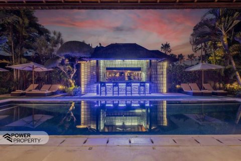 5 bedrooms Villa in Seminyak, Badung, Indonesia No. 7620 8