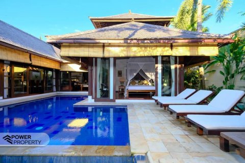4 bedrooms Villa in Seminyak, Badung, Indonesia No. 7616