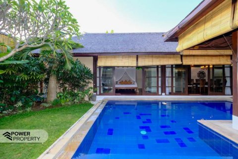 Вилла с 4 спальнями в Seminyak, Бадунг, Индонезия № 7616 24